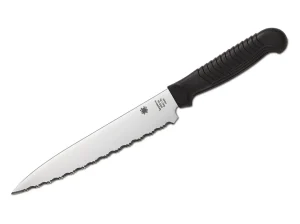 Spyderco Allzweckmesser 6" Serrated