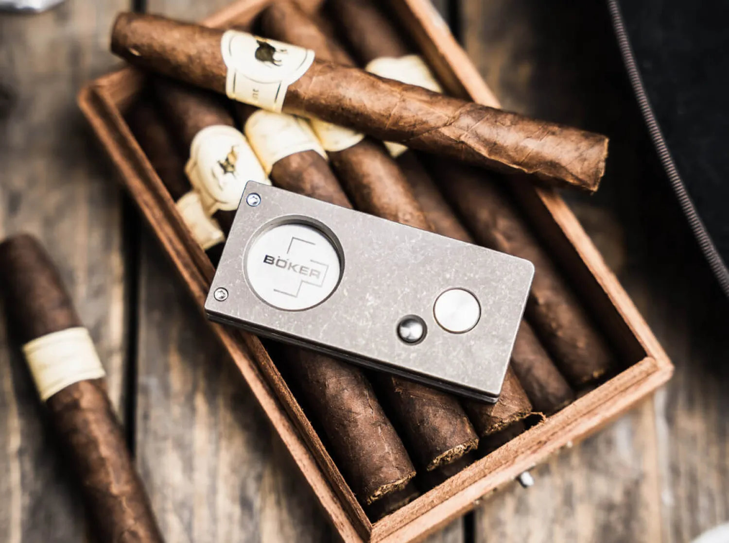 cigar_cutter__zigarren_sc_5-1.webp Böker Plus Cigar Cutter - Zigarren Schneider
