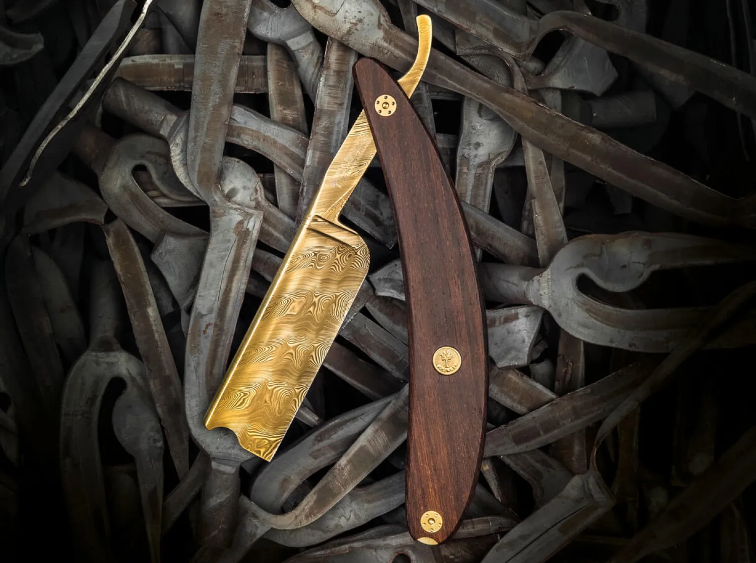 master_cutter_damast_gold_2-1.webp Böker Manufaktur Solingen Master Cutter Damast Gold