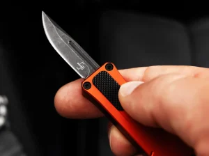 Böker Plus Micro USB OTF