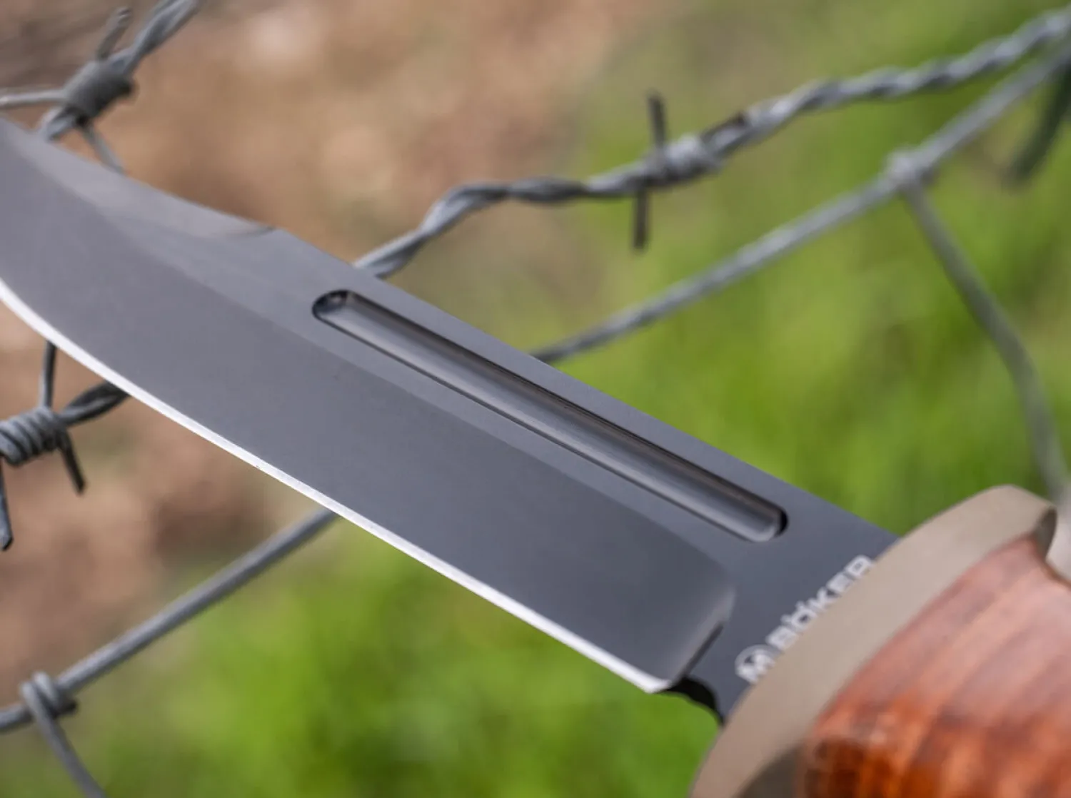 ranger_field_bowie_4-1.webp Magnum Ranger Field Bowie