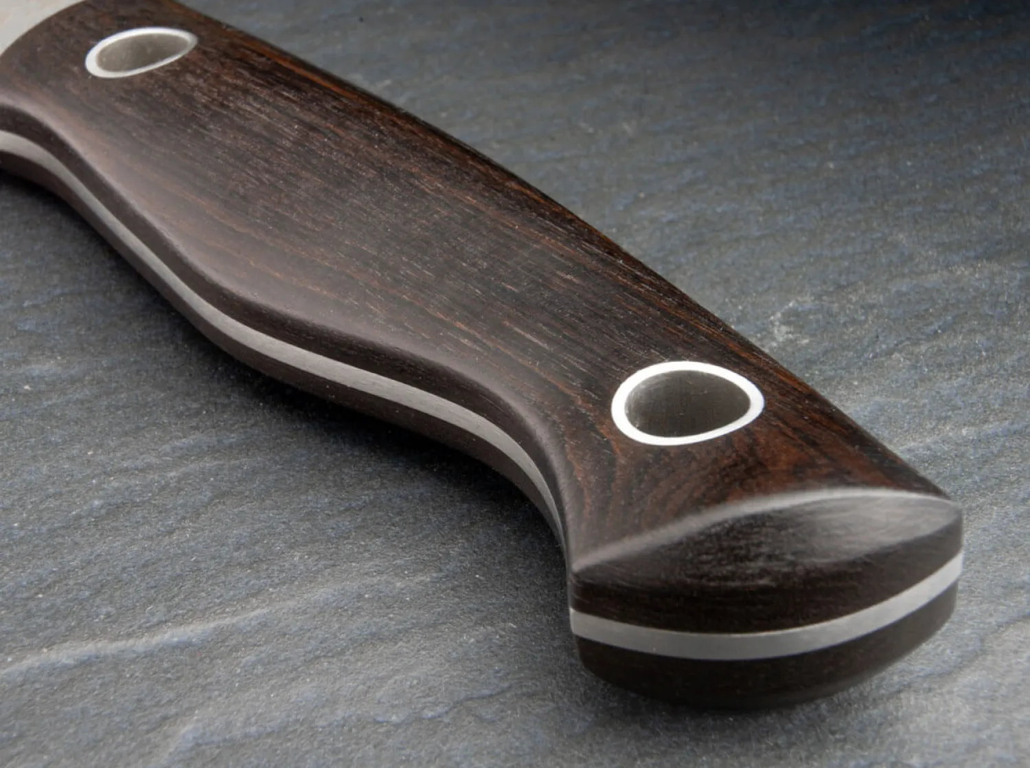 saga_santoku_grenadill_3.webp Böker Manufaktur Solingen Saga Santoku Grenadill