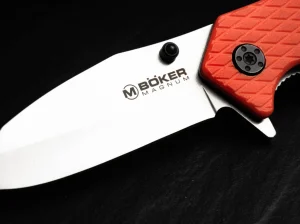 Magnum SAR Tec Folder