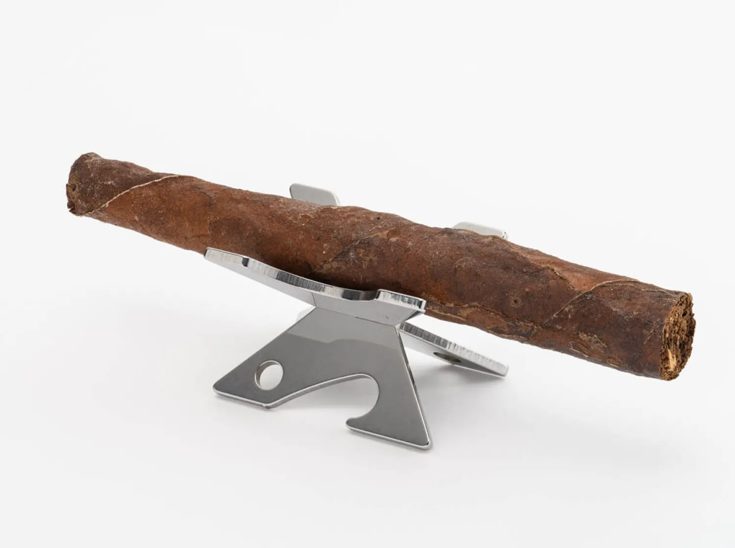senta_zigarrenstnder_1.webp Fox Knives Senta Zigarrenständer
