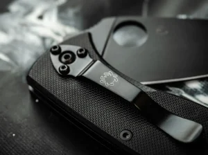 Spyderco Tenacious Black Plain